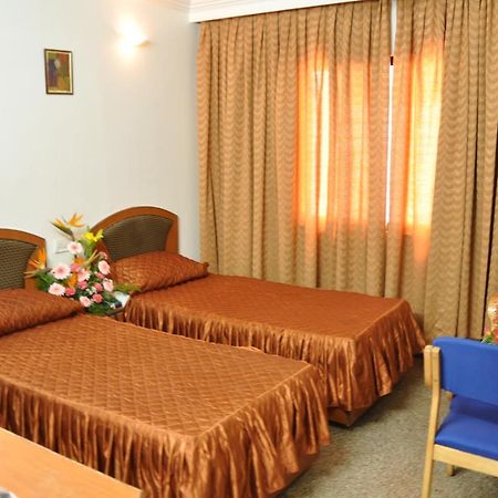 Hotelpearlinn Bangalore Exteriör bild