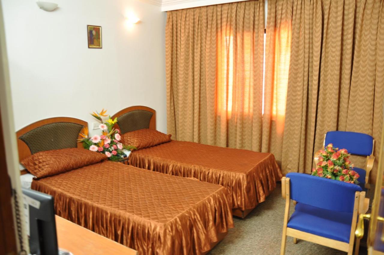 Hotelpearlinn Bangalore Exteriör bild